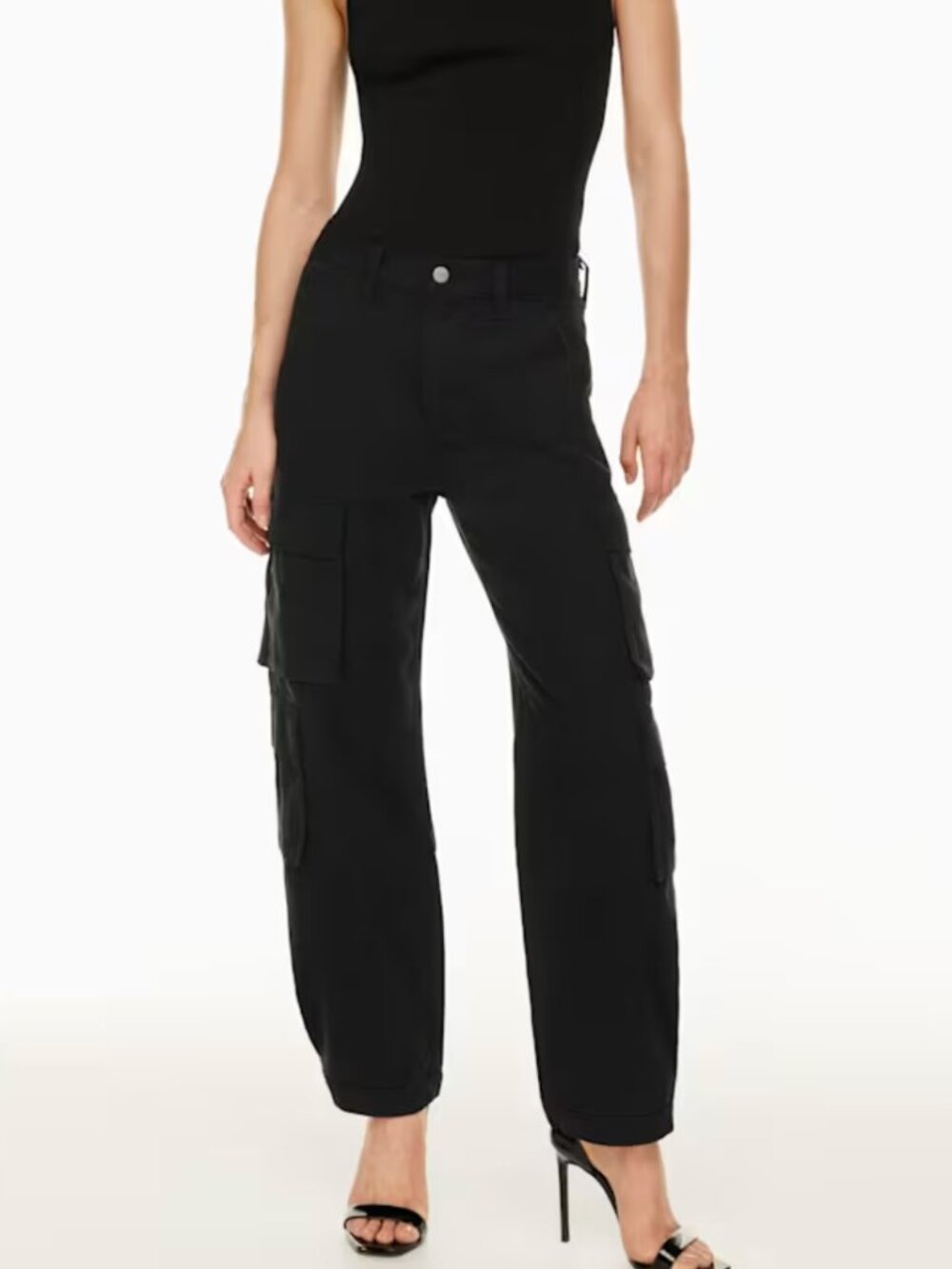 Aritzia Denim Forum The '90s Millie Hi-Rise Cargo Jean Black